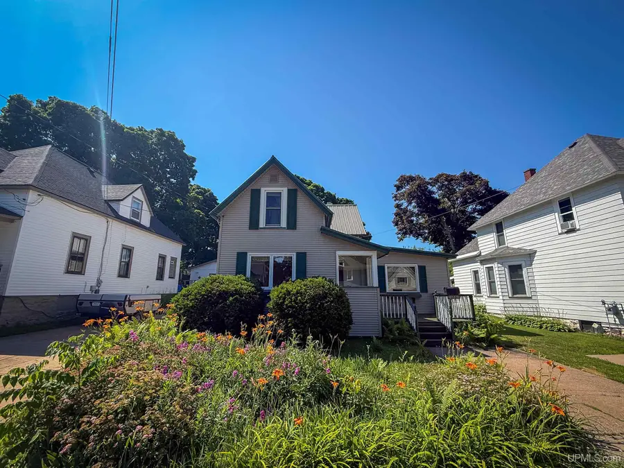133 W Crescent, Marquette, MI 49855 - #2