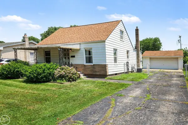 29812 Gloria, Saint Clair Shores, MI 48082