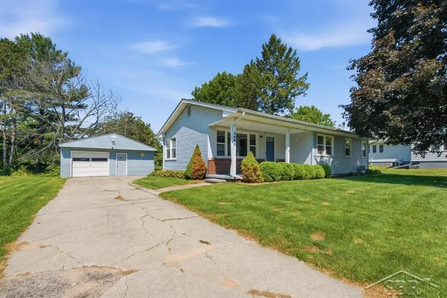 4665 N River, Freeland, MI 48623 - #3
