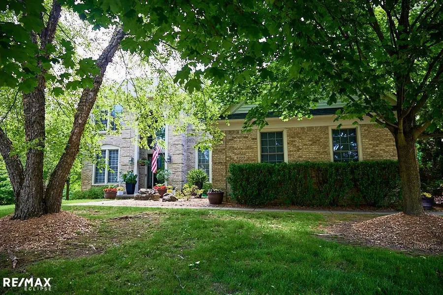 4199 Wincrest Ln, Rochester, MI 48306 - #2
