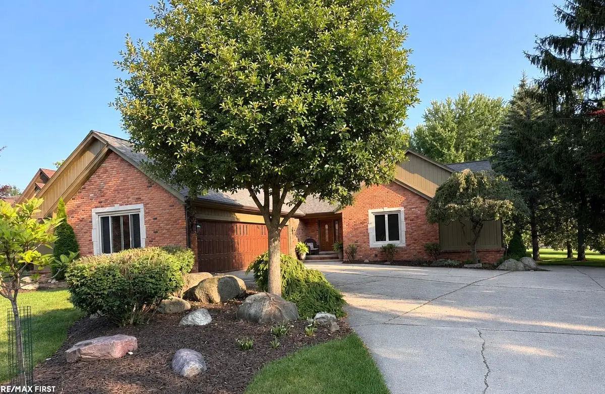 1734 Snowden, Rochester Hills, MI 48306 - #1