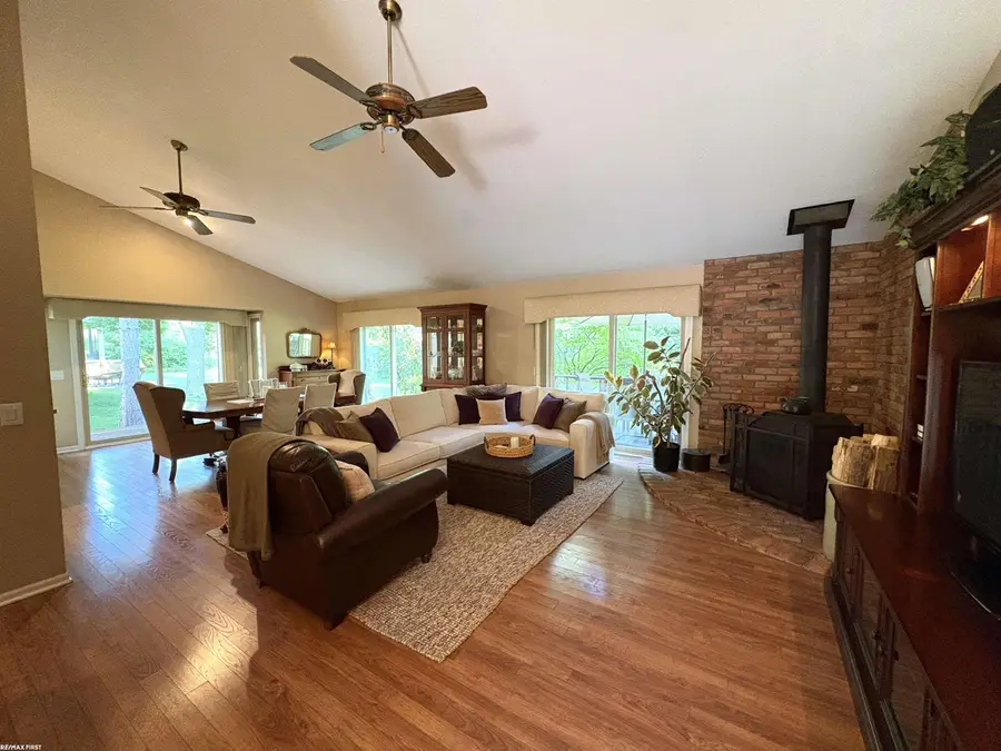 1734 Snowden, Rochester Hills, MI 48306 - #2