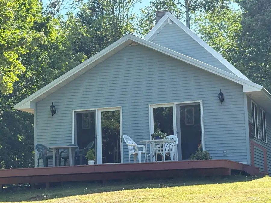 16700 Lakeshore, Ontonagon, MI 49953 - #2