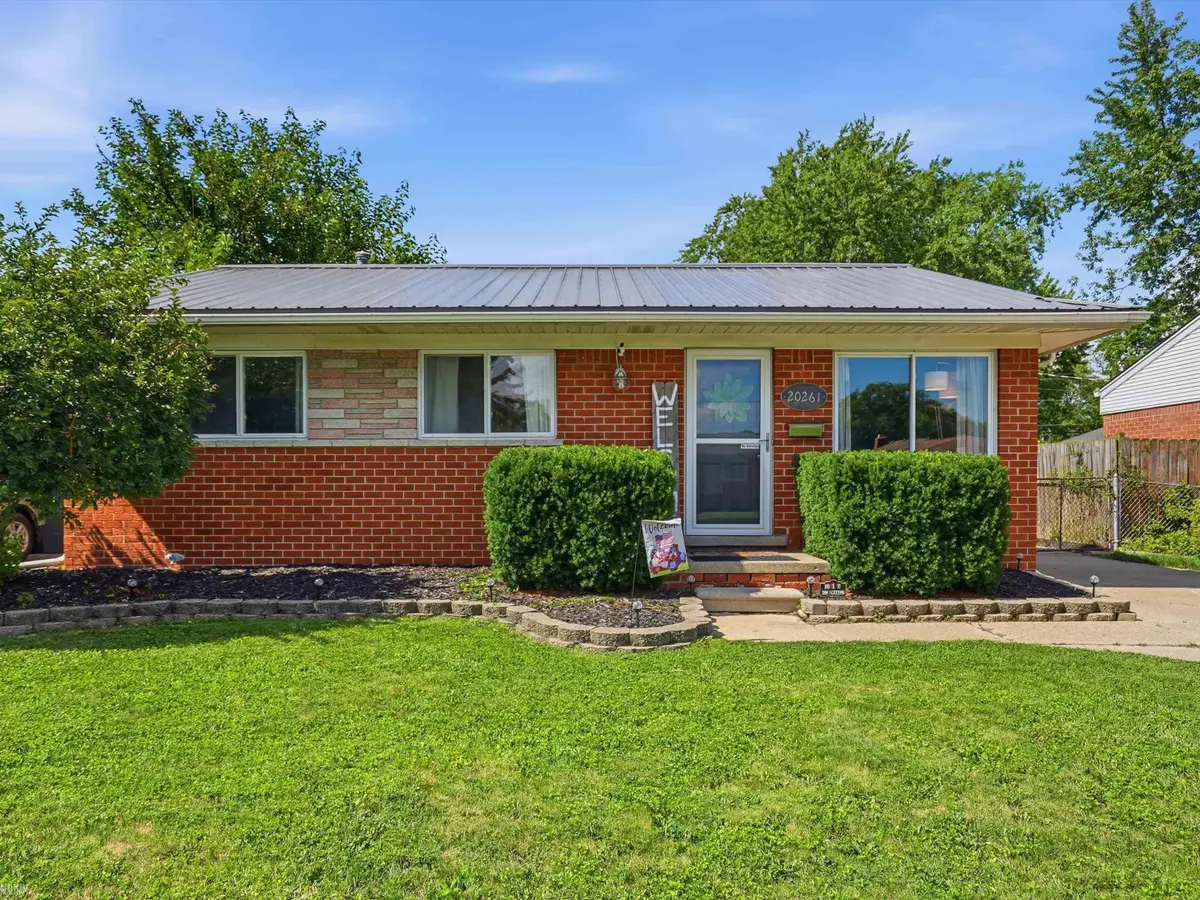 20261 Catalano, Clinton Township, MI 48035 - #1