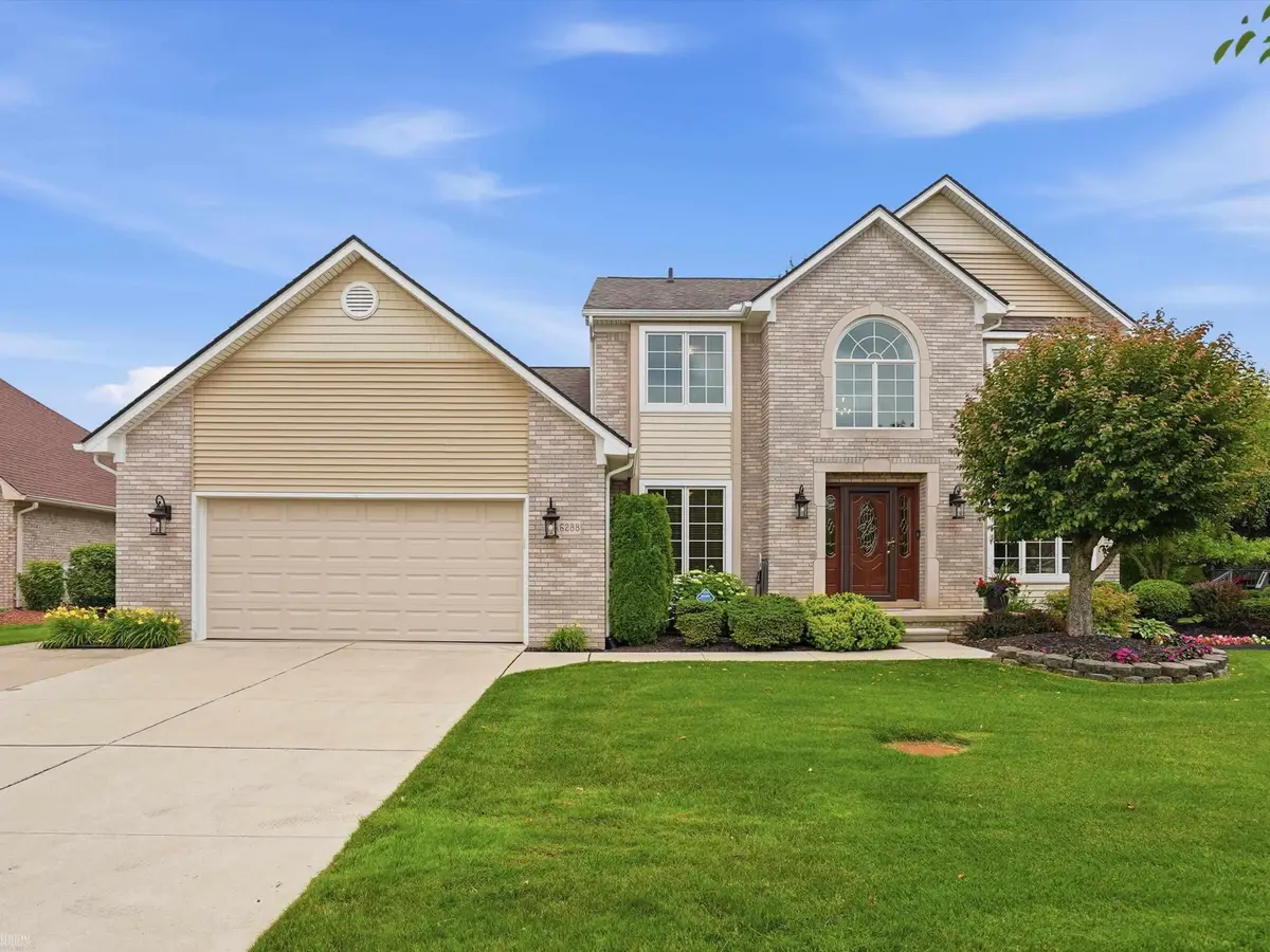 46288 Glen Pointe, Shelby, MI 48315 - #1