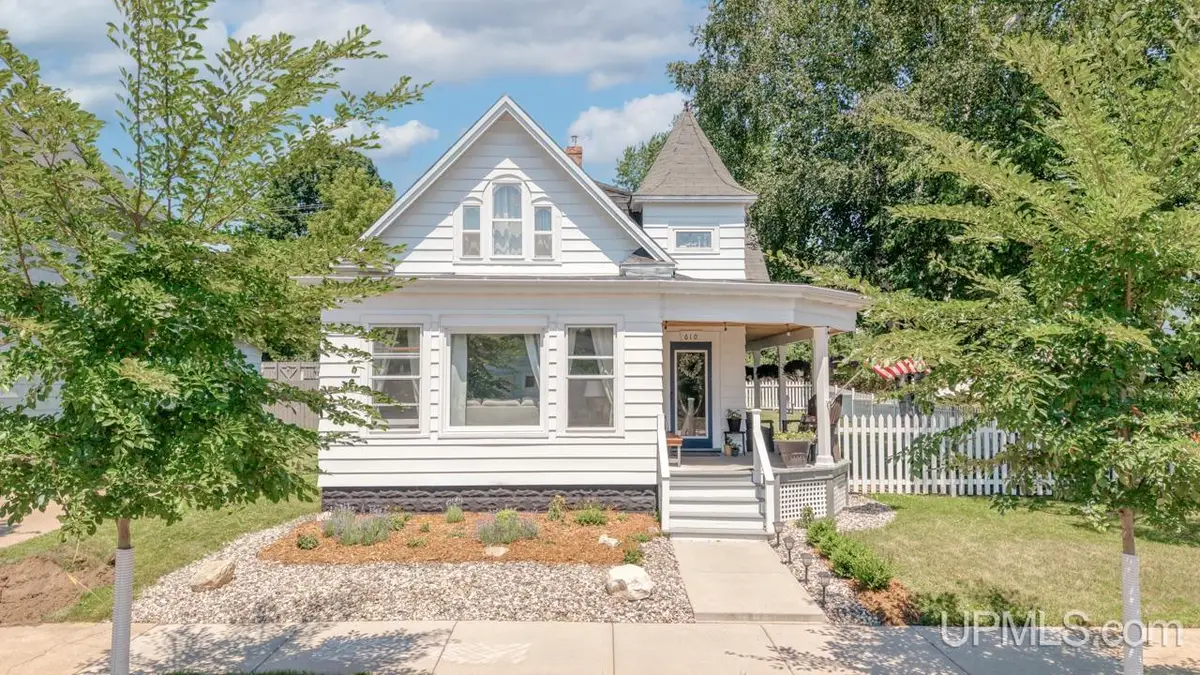 610 W Hughitt, Iron Mountain, MI 49801 - #1