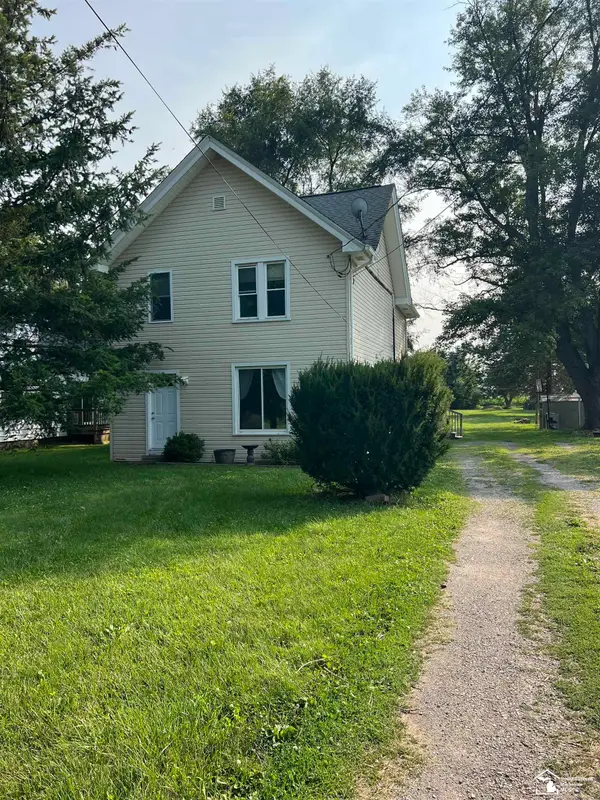 8831 Whiteford Center, Ottawa Lake, MI 49267