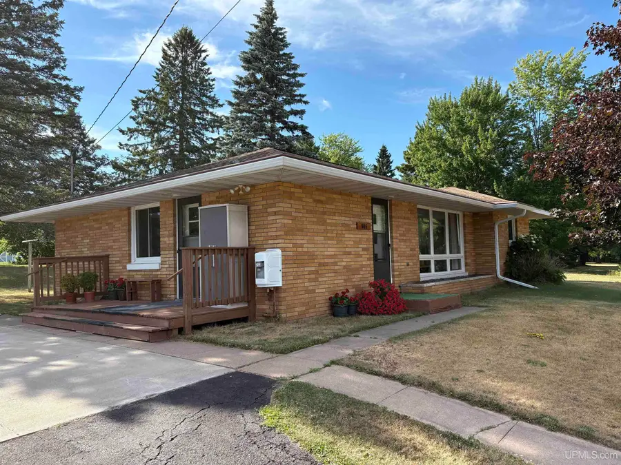 606 N 1st, Hurley, WI 54534 - #2