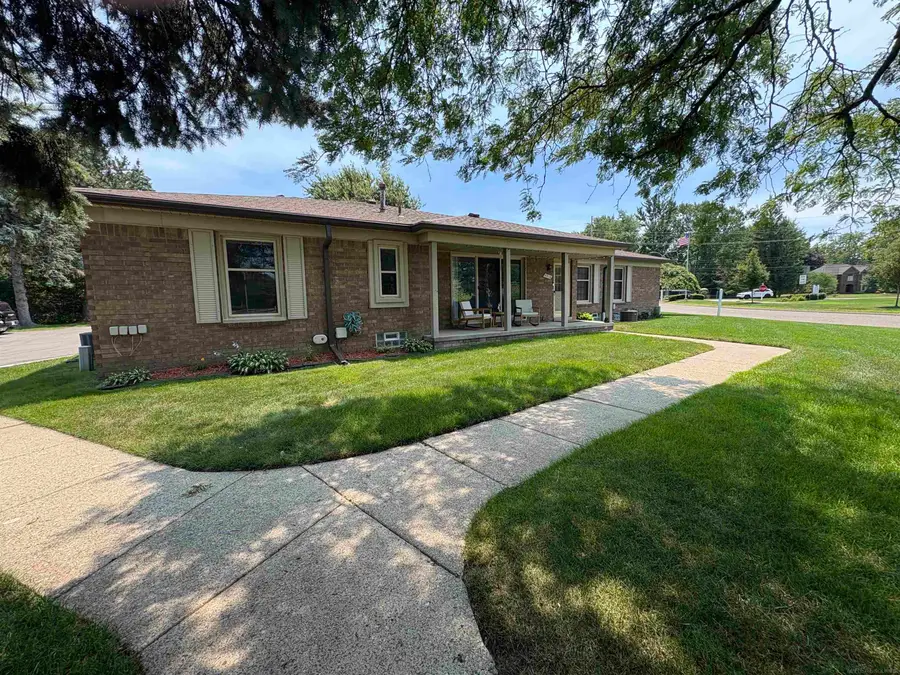 49116 Conway, Shelby, MI 48315 - #3