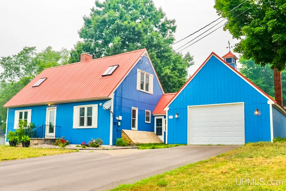 901 Fir, Hancock, MI 49930 - #1