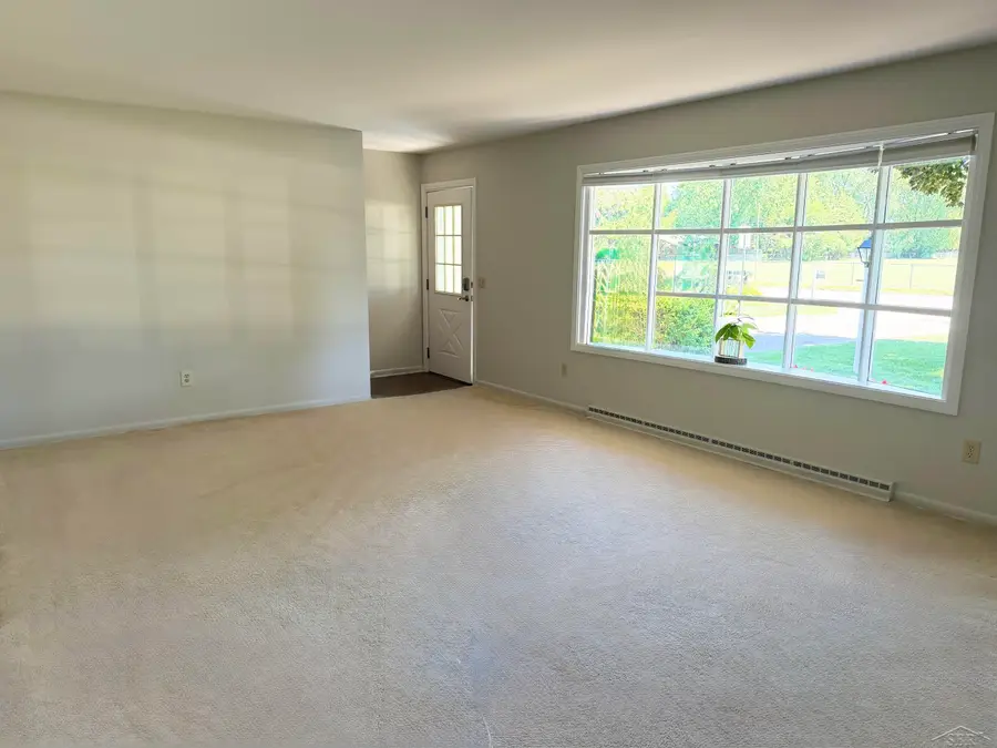 4200 Clement, Saginaw, MI 48603 - #2