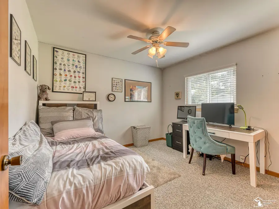 24860 Woodland, Flat Rock, MI 48134 - #3