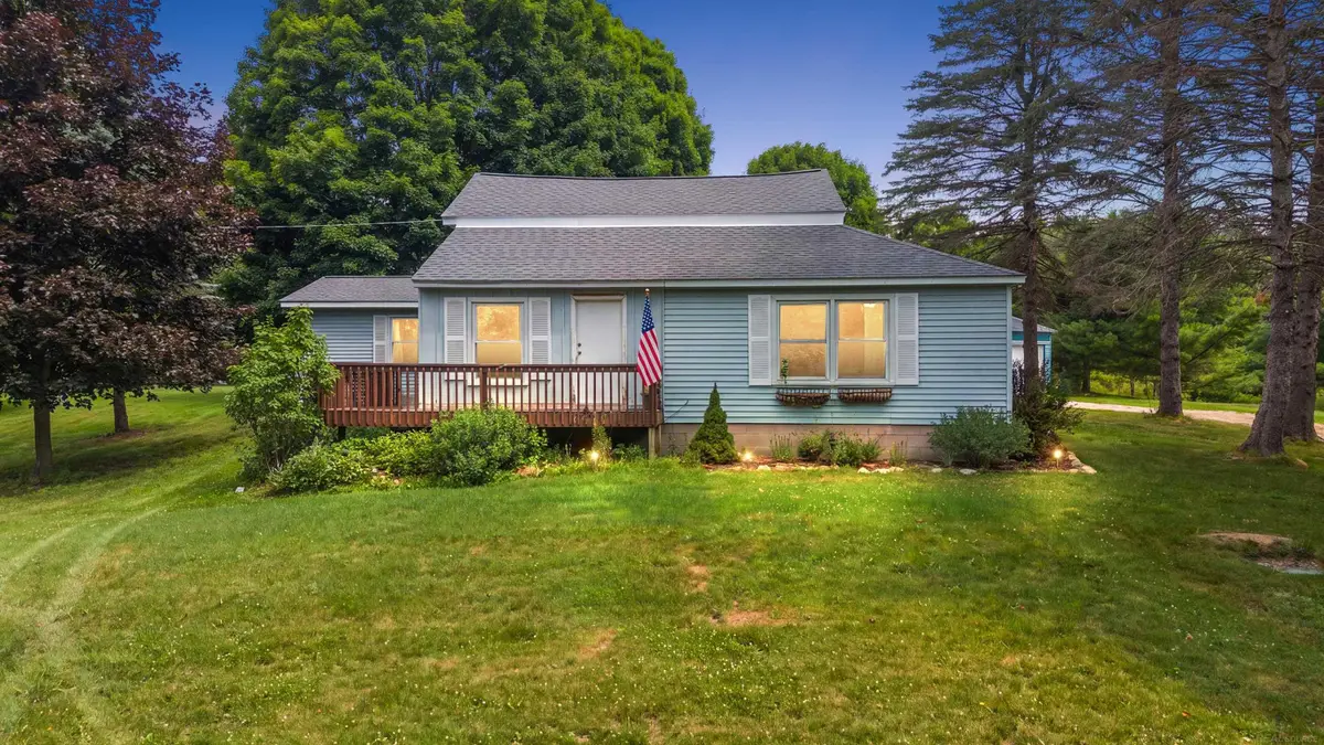 149 Hunters Creek, Metamora, MI 48455 - #1