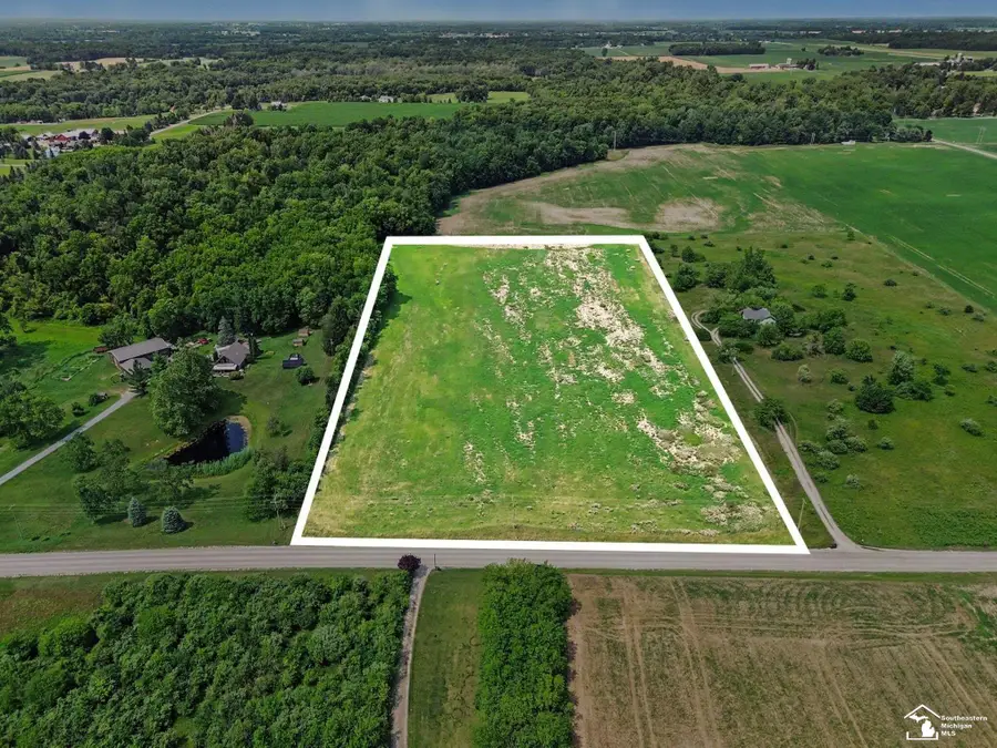 4000 Tomer, Adrian, MI 49221 - #3