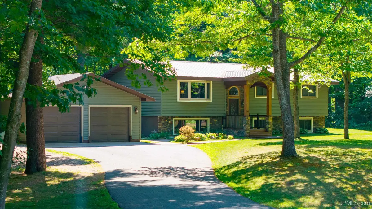 56 Feather Ridge, Marquette, MI 49855 - #1