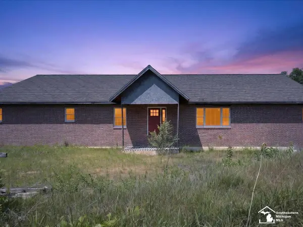 14844 Ida West, Petersburg, MI 49270