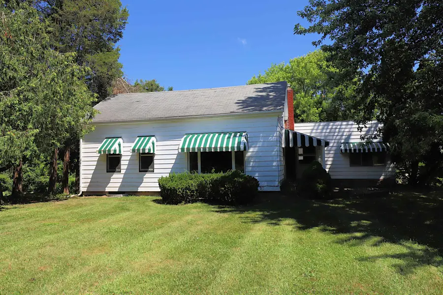 825 E River, Flushing, MI 48433 - #2