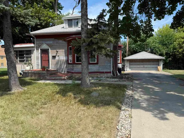 17441 E 11 Mile, Roseville, MI 48066