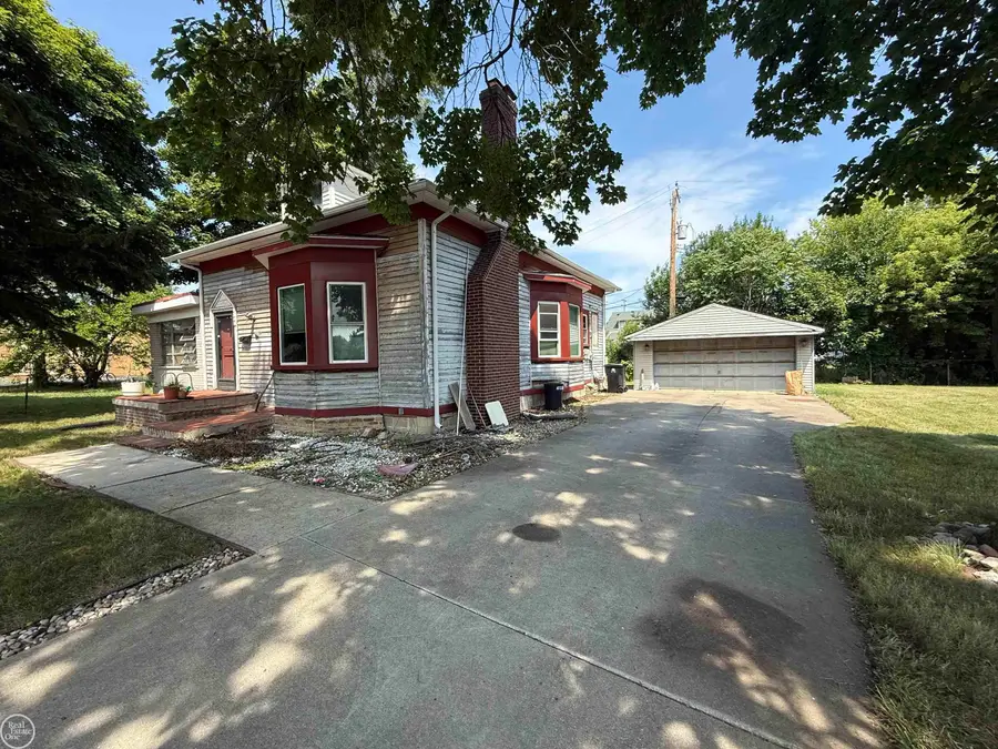 17441 E 11 Mile, Roseville, MI 48066 - #2