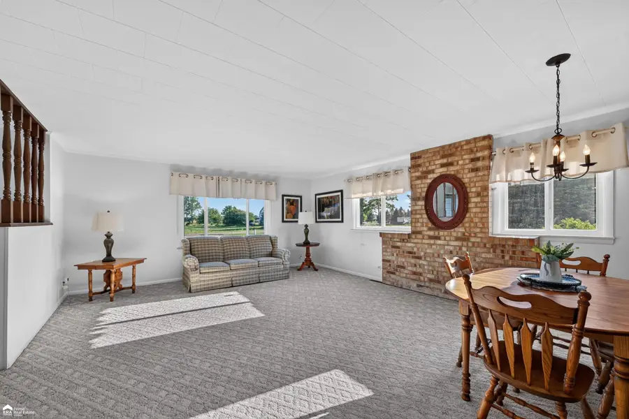5293 E Cole, Bancroft, MI 48414 - #3