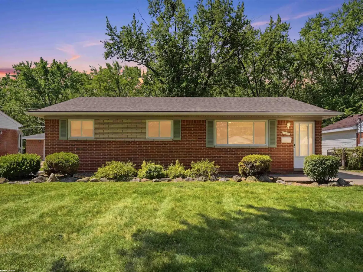 10994 Lesure, Sterling Heights, MI 48312 - #1