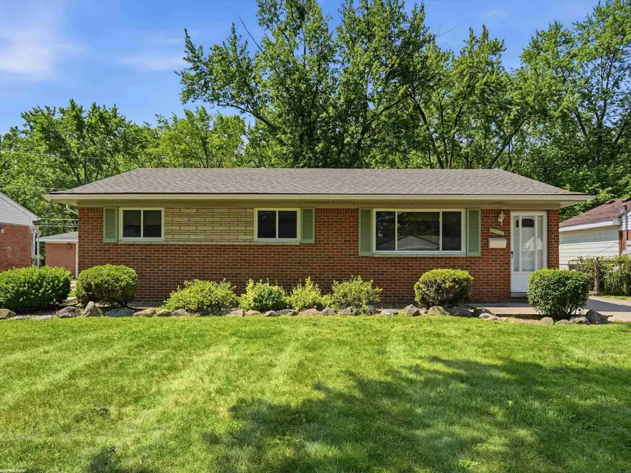 10994 Lesure, Sterling Heights, MI 48312 - #3