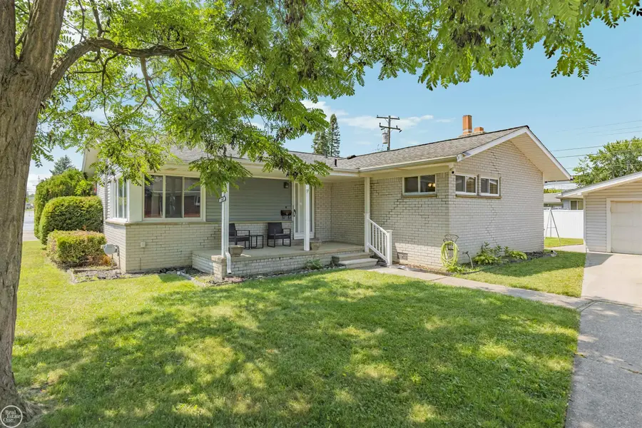 22405 E Schafer, Clinton Township, MI 48035 - #3