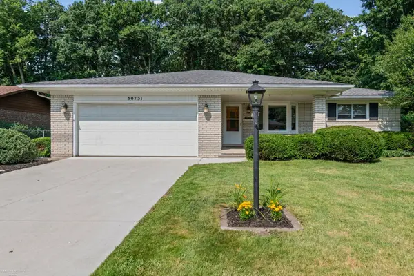 50731 W Shamrock, New Baltimore, MI 48047