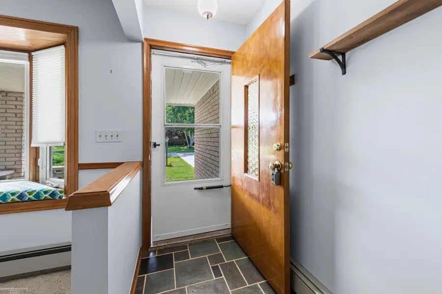 50731 W Shamrock, New Baltimore, MI 48047 - #3