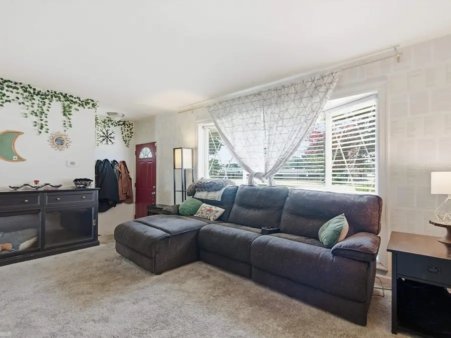 11315 Delvin, Sterling Heights, MI 48314 - #3