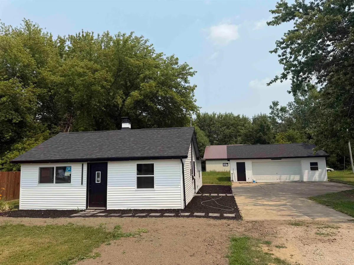 9095 East, Burt, MI 48417 - #1