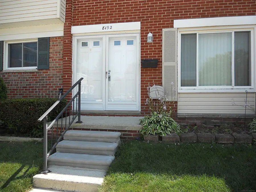 8192 Farnum, Warren, MI 48093 - #2