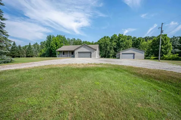 5818 W Baker, Coleman, MI 48618