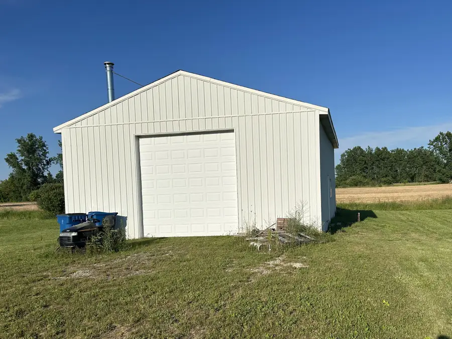1055 S Carter, Midland, MI 48642 - #3