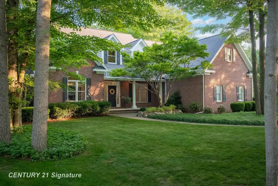 1506 Foxwood, Midland, MI 48642 - #3