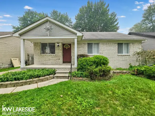 9314 Maple, Clay, MI 48001