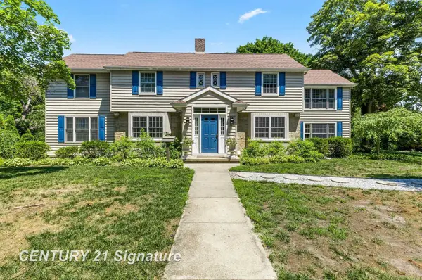 1316 Helen, Midland, MI 48640