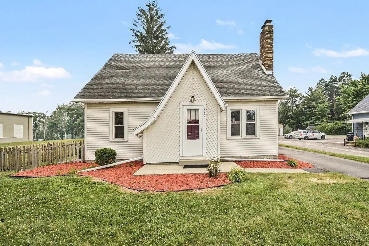 380 S Main, Freeland, MI 48623 - #1