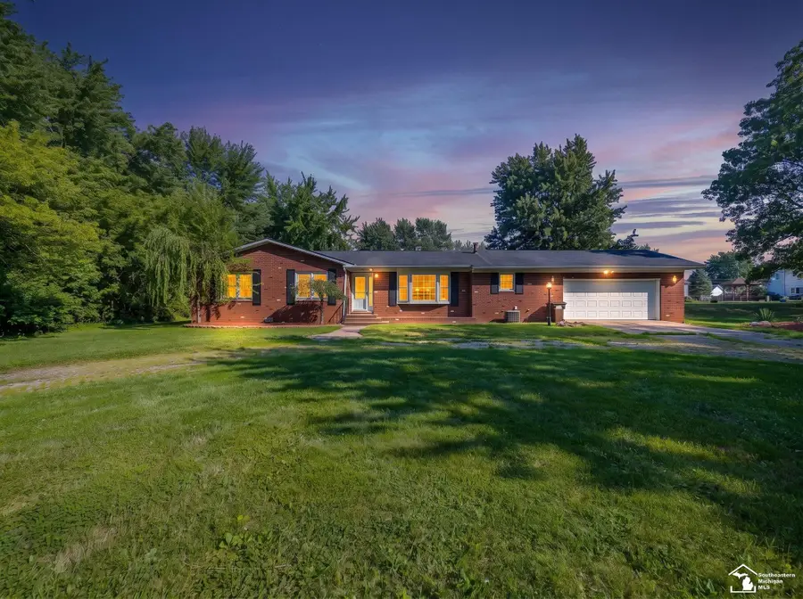 1810 Whipple, Carleton, MI 48117 - #2