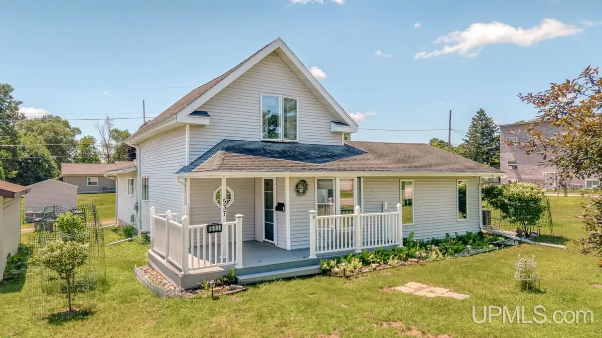537 W Breitung, Kingsford, MI 49802 - #1