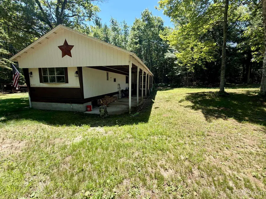 8923 00.25, Garden, MI 49835 - #2