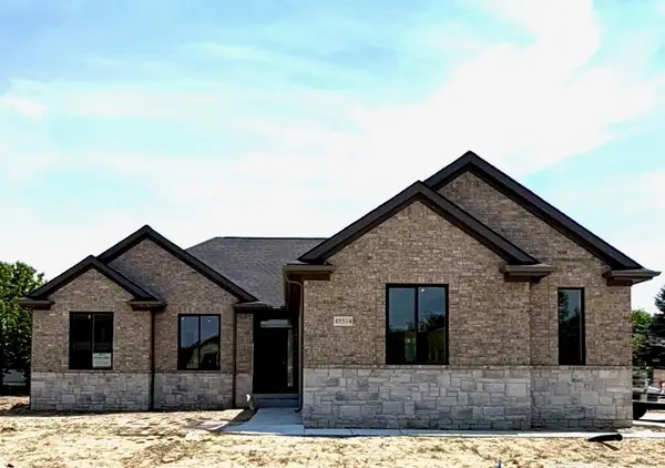 45514 Gable, Macomb, MI 48044