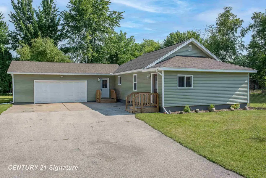 3121 Boy Scout, Bay City, MI 48706 - #3