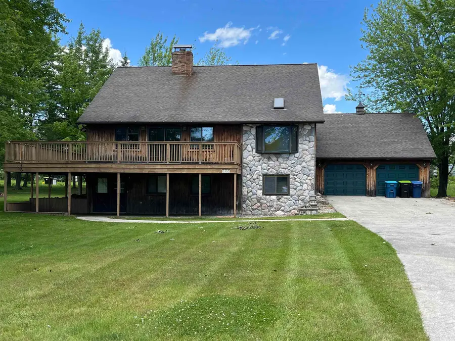 5392 Thornchester, Gladwin, MI 48624 - #2