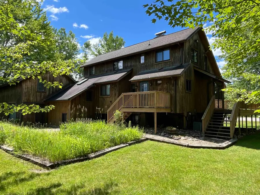 5392 Thornchester, Gladwin, MI 48624 - #3