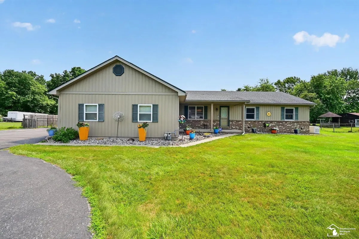 9858 Douglas, Temperance, MI 48182 - #1