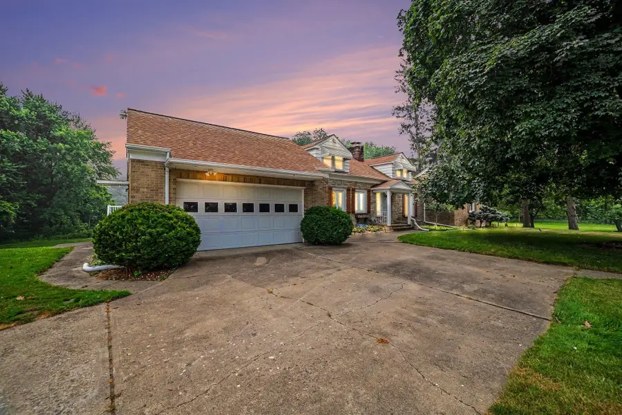 1180 N River, Saginaw, MI 48609 - #2