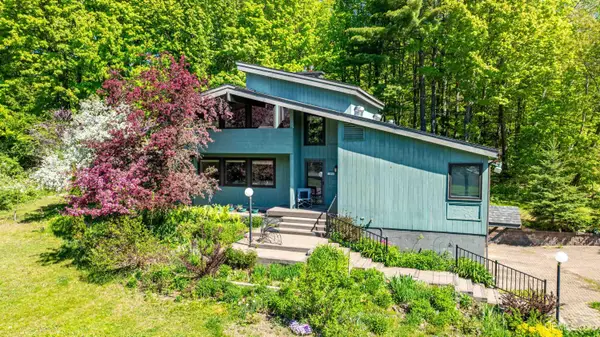 21850 Peepsock, Houghton, MI 49931
