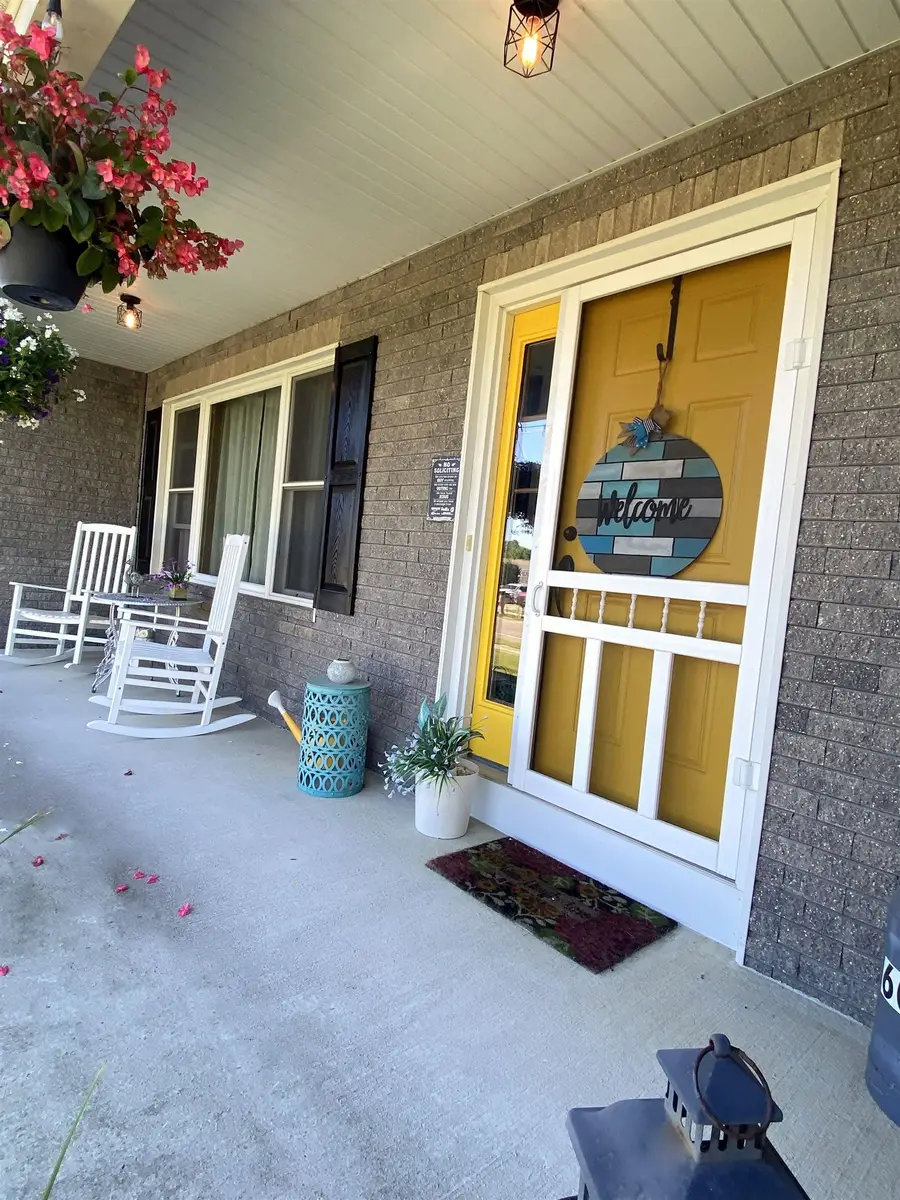 606 Doyle, Laingsburg, MI 48848 - #2