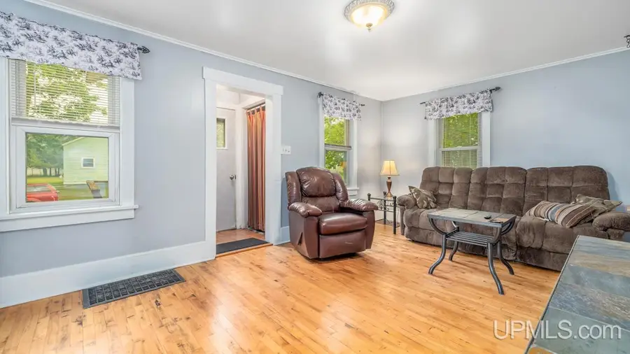 601 W C, Iron Mountain, MI 49801 - #2